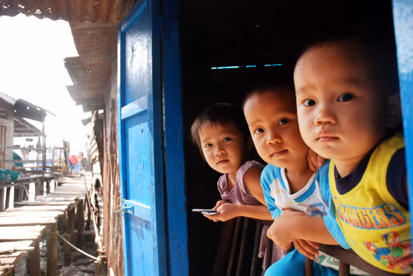 "Xóm nước đen" giữa lòng thiên đường biển đảo ảnh 7