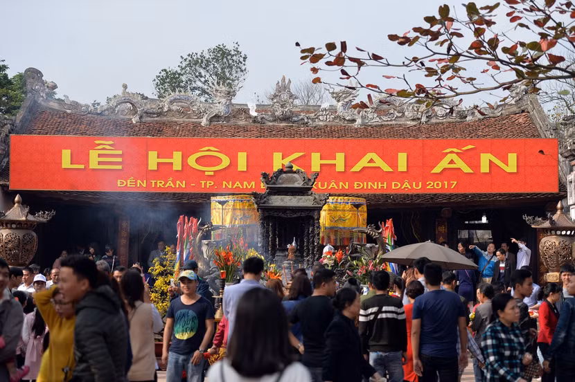 Lễ hội Khai ấn Đền Trần năm 2017