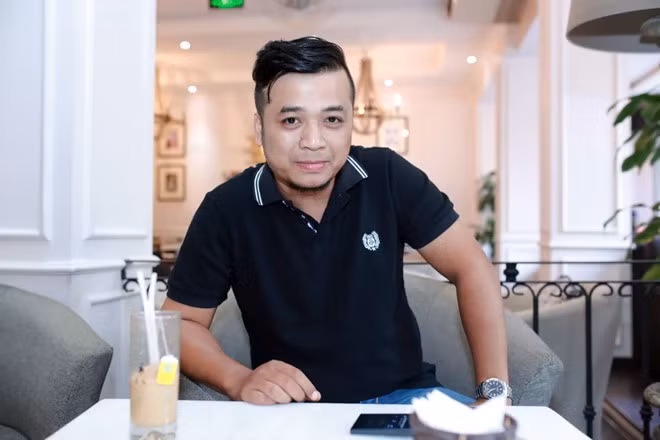 Đạo diễn sân khấu Phùng Tiến Minh