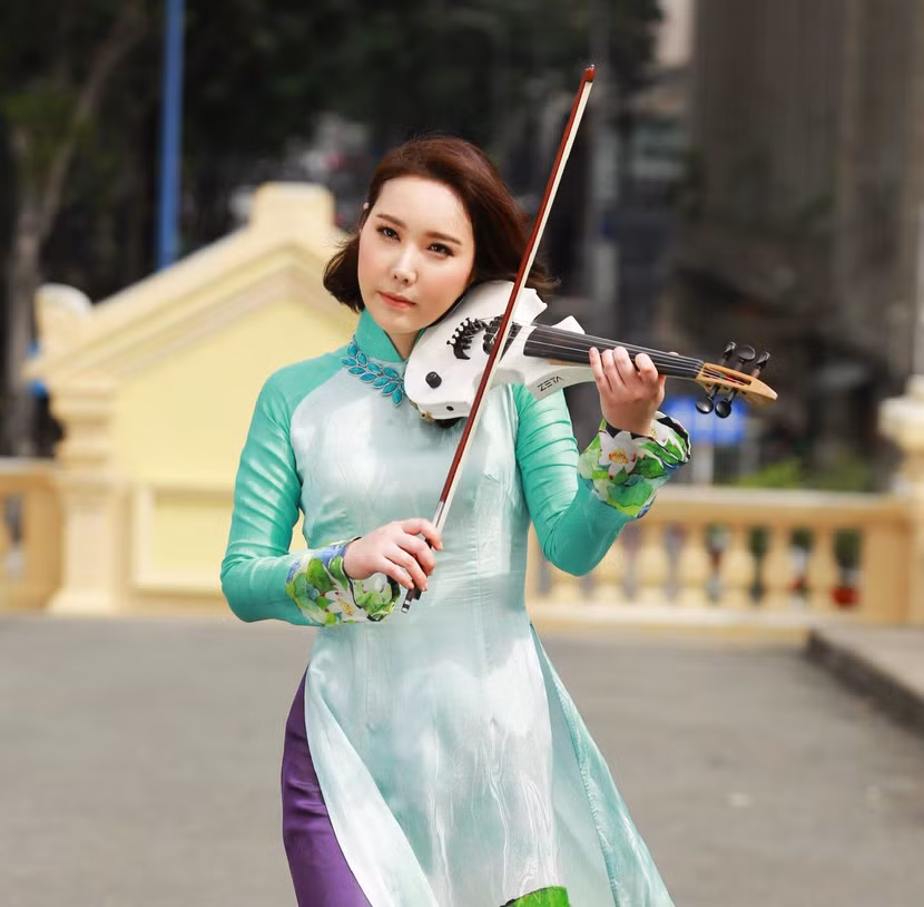 Nghệ sĩ violon JMI Ko