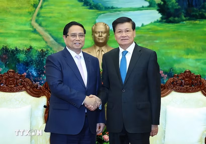 Thủ tướng Phạm Minh Chính và Tổng Bí thư, Chủ tịch nước Lào Thongloun Sisoulith