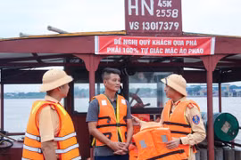 Chủ động ứng phó mưa lớn, lũ quét trên sông Hồng 