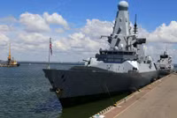 [ẢNH] Tham mưu trưởng Hạm đội Biển Đen bị cách chức sau vụ việc HMS Defender