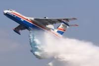 Máy bay Be-200 được điều động dập tắt vụ cháy kinh hoàng nhất tại Iran