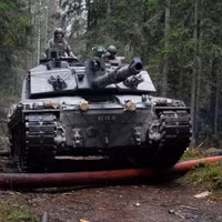 Chiến trường Ukraine chôn vùi danh tiếng xe tăng chiến đấu chủ lực Challenger 2?