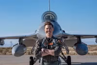 Phi công thử nghiệm nói về ưu điểm vượt trội của tiêm kích F-16 Block 70