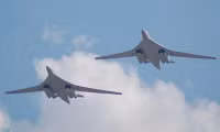 Oanh tạc cơ Tu-160 Nga hoàn toàn vô dụng khi đối đầu với Mỹ?
