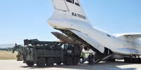 [ẢNH] Thổ Nhĩ Kỳ tấn công Su-24, tuyên bố dùng S-400 bắn hạ máy bay Nga tại Syria