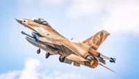 [ẢNH] Israel đẩy mạnh tấn công ngay trước khi Syria tăng cường sức mạnh phòng không