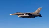Tên lửa giá rẻ APKWS II giúp tiêm kích F-16 diệt mọi UAV của Houthi