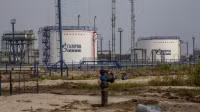 Giá dầu và lạm phát sẽ giảm mạnh bất chấp nỗ lực của OPEC+?