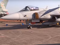 Hơn 40 tiêm kích Su-27 bị 12 chiếc Gripen 'tiêu diệt' trong trận chiến ngoài tầm nhìn