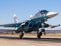 [ẢNH] Su-34 Nga tấn công trực diện phiến quân trong khu vực do Mỹ kiểm soát