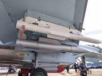 [ẢNH] Nga gây sửng sốt khi cho Su-57 bay trong trạng thái 