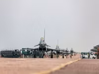 Vì sao ứng viên Tổng thống Romania không muốn biến căn cứ không quân Mihail Kogalniceanu thành tiền đồn của NATO?