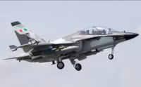 Máy bay M-346 'anh em song sinh' với Yak-130 liên tiếp nhận hợp đồng lớn