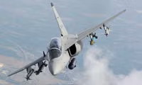 Máy bay M-346 'anh em song sinh' với Yak-130 liên tiếp nhận hợp đồng lớn