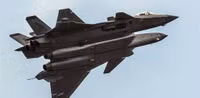 [ẢNH Vụ Su-57 Nga rơi: Trung Quốc ‘dìm hàng’ không thương tiếc, tranh thủ khoe J-20