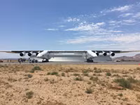 [ẢNH] Máy bay lớn nhất thế giới Stratolaunch đã trở lại bầu trời