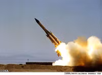 [ẢNH] Mỹ phản ứng khi tên lửa S-200 Syria suýt lao trúng lò phản ứng hạt nhân Israel