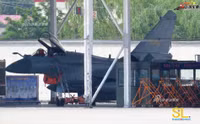 Chuyện gì sẽ xảy ra khi tiêm kích J-10C Trung Quốc đối đầu F-22A Raptor Mỹ?