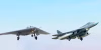 [ẢNH] Chuyên gia Mỹ: Su-57 hai chỗ ngồi mang lại lợi thế rõ ràng cho Nga