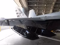 Tổ hợp HIMARS có thể tấn công mục tiêu cách... 1.000 km nhờ tên lửa LRASM-SL?