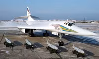 Oanh tạc cơ Tu-160 Nga hoàn toàn vô dụng khi đối đầu với Mỹ?