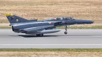 Giá rẻ, tính năng cao nhưng vì sao tiêm kích Kfir nâng cấp không thể cạnh tranh với F-16?