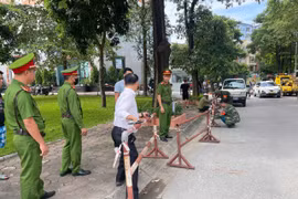 Tháo gỡ điểm nghẽn dừng, đỗ phương tiện tại các khu đô thị trên địa bàn phường Nghĩa Đô