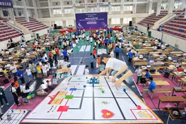 Gần 1.000 thí sinh tranh tài, đưa robot bước vào “kỷ nguyên mới”