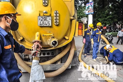 Giao lưu trực tuyến "An toàn mùa mưa bão" ảnh 54 Giao lưu trực tuyến "An toàn mùa mưa bão" ảnh 54