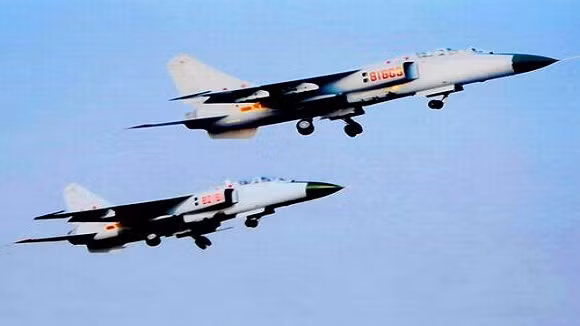 J-16 - “đứa con nhân bản” của Su-30MK2 sẽ chuyên đánh biển? ảnh 7