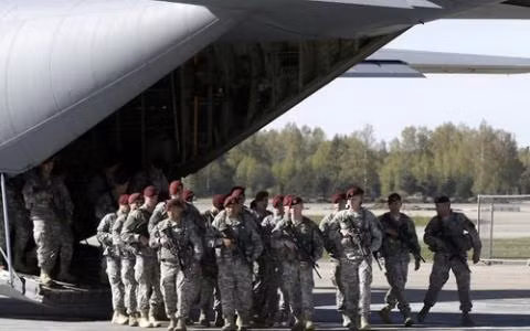 Tung 1.000 quân đến Ukraine, Mỹ-NATO đang "đổ dầu vào lửa"? ảnh 2