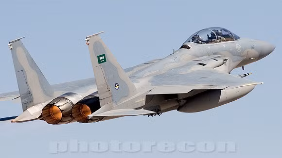 Choáng với bản kê 11 tỷ USD vũ khí, Mỹ bán cho UAE và Saudi Arabia ảnh 2