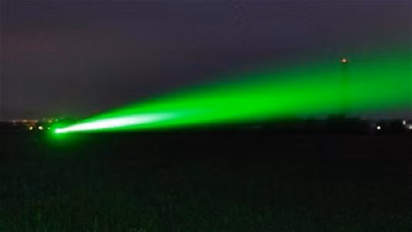 Hải quân Mỹ thử nghiệm hệ thống truyền dẫn số liệu laser ảnh 1