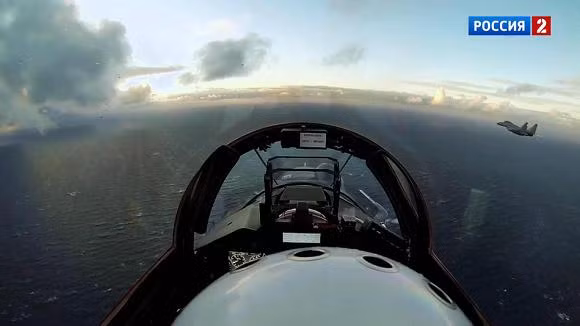 Trung Quốc "lại thấy mình nhỏ bé" vì không thể địch nổi MiG-29K Ấn Độ ảnh 2