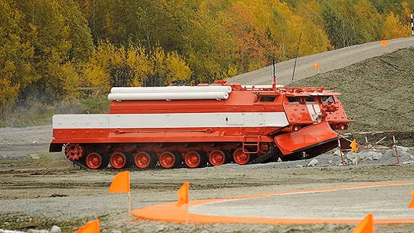 Các biến thể siêu hạng trên khung gầm xe tăng Nga ảnh 3
