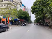 Không để vì dịch bệnh phức tạp mà lấn chiếm, gây lộn xộn vỉa hè, lòng đường