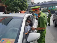 Hiệu quả chốt sàng lọc, hướng dẫn người dân thực hiện quy định phòng chống dịch Covid-19