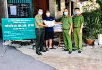 “Giải cứu” những người mắc kẹt khó khăn do Covid-19