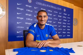 Chelsea công bố tân binh 52 triệu bảng, mở màn cuộc cải tổ hàng phòng ngự