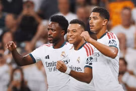 Mbappe bùng nổ, Real của HLV Mourinho áp sát Barca