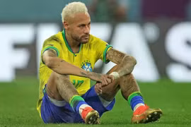 Chấp nhận buông bỏ, Neymar chính thức từ giã tuyển Brazil