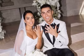 Ronaldo chính thức lấy vợ