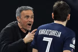 HLV Luis Enrique ví đại chiến Bayern vs PSG như Nadal đụng Federer, Djokovic