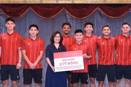 Tuyển Việt Nam nhận 2 tỷ đồng từ Agribank sau khi bảo vệ ngôi vương ASEAN Cup