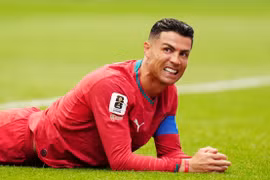 Ronaldo đang là gánh nặng của tuyển Bồ Đào Nha