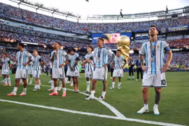 Sự ngờ vực bao trùm đội tuyển Argentina