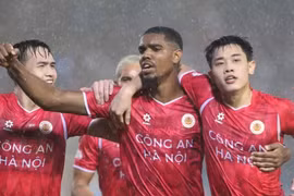 "Máy ghi bàn" số 1 Công an Hà Nội FC tiến vào lịch sử V-League với cột mốc chưa từng có
